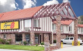 Super 8 By Wyndham Santa Clarita/Valencia